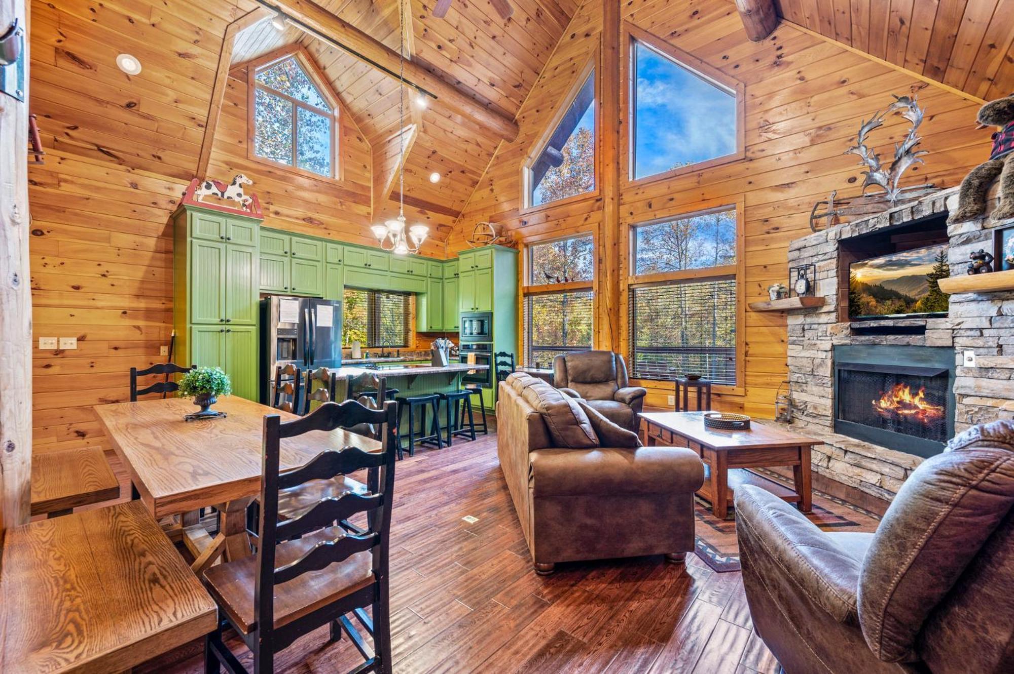 Relaxation Retreat - Pickleball Cabin - Wi-Fi, Fire Pit With Bar, Ev, Game Room, Hot Tub, Pool Access - Mins To Pf Sevierville Eksteriør billede